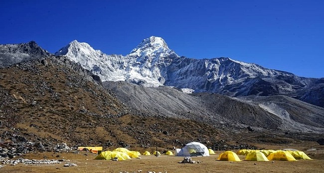 Ama Dablam Base Camp Trek