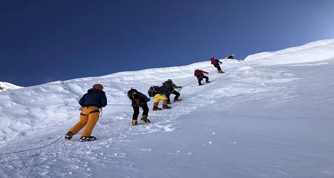 Kusum Kanguru Peak Climbing