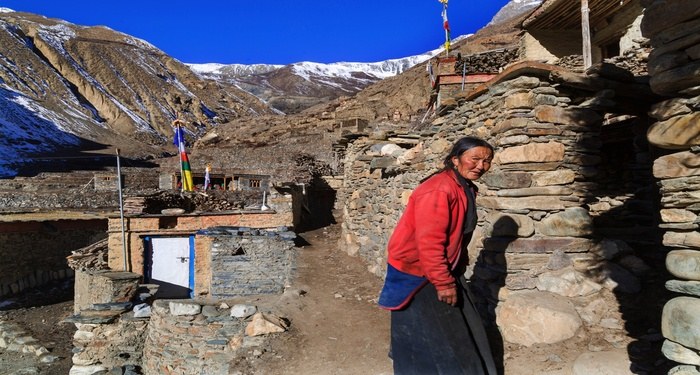 Hire a Guide and Porter for Nar Phu Valley Trek